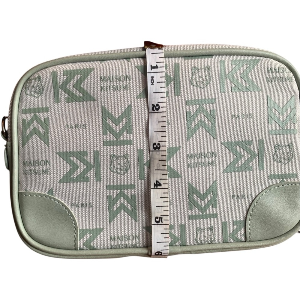 Brand New Maison Kitsuné Sage Green Colab Travel Bag With Strap & Accessories - Picture 8 of 11